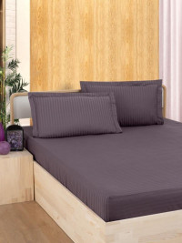 Простыня на резинке из страйп-сатина KARVEN P936 темно-лиловая 160х200х33 с наволочками 50х70 (2шт)