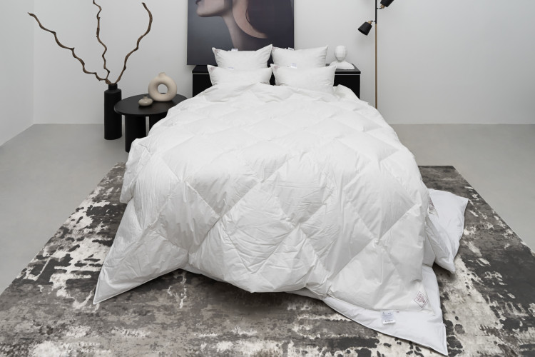 Одеяло стеганое GERMAN GRASS PRIME DOWN GRASS 160х220 всесезонное