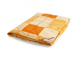 Одеяло из овечьей шерсти стеганое Легкие Сны ПОЛЛИ 200х220 легкое