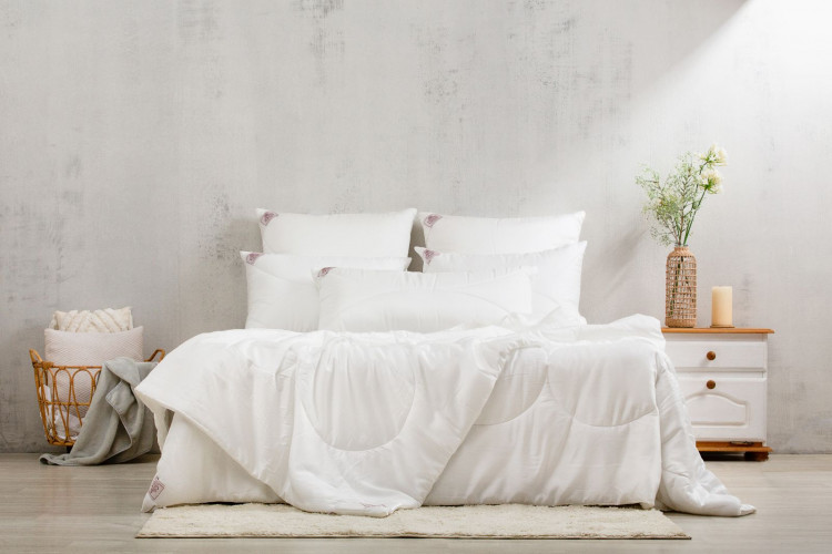 Подушка GERMAN GRASS Double Tencel Grass регулируемая на молнии 50х90