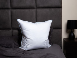 Подушка классическая с кантом GERMAN GRASS OPTIMA FAMILIE DOWN 68х68 средняя