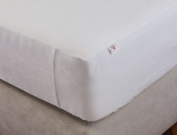 Наматрасник-простыня непромокаемая GERMAN GRASS Stop Grass с юбкой 140х200х40
