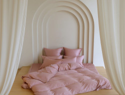 Постельное белье с простыней на резинке 180х200 GERMAN GRASS ROSE BRILLIANT GRASS 70х70 (2шт) семейное