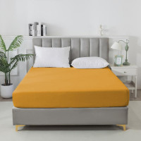 Простыня на резинке сатиновая TANGO Soho желтая 160х200х30