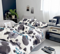 Постельное белье из сатина TANGO пятна 70х70 (2шт) 2-спальное