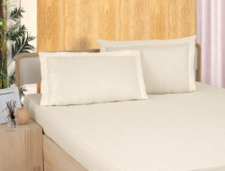 Простыня на резинке из страйп-сатина KARVEN P935 кремовая 100х200х33 с наволочкой 50х70