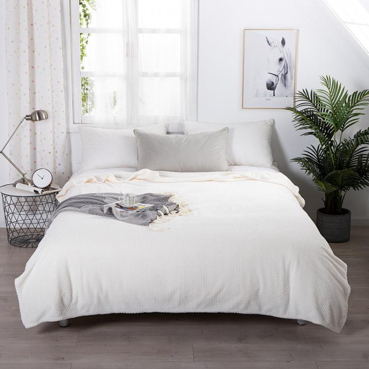 Плед однотонный из микрофибры TANGO SPIGA SP-10 кремовый 150х200