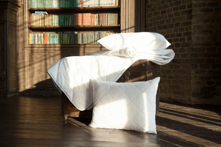 Одеяло стеганое GERMAN GRASS 107171 95C GRASS 160x220 легкое