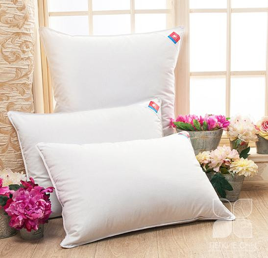 Подушка пуховая в твиле Легкие Сны ИСКУШЕНИЕ 50х68 упругая